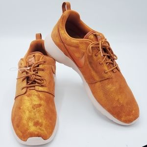 NIKE GLITTERY ORANGE WOMEN ATHLETIC SHOES SZ 11